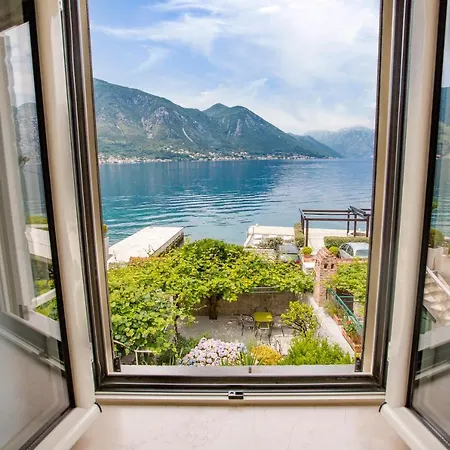 Apartments D&V Kotor Exterior photo