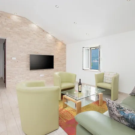 Apartments D&V Kotor Exterior photo